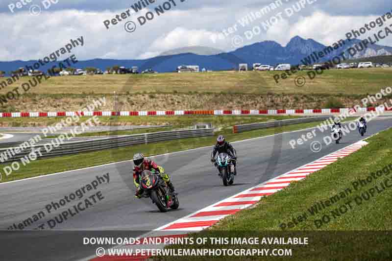 cadwell no limits trackday;cadwell park;cadwell park photographs;cadwell trackday photographs;enduro digital images;event digital images;eventdigitalimages;navarra;no limits trackdays;peter wileman photography;racing digital images;trackday digital images;trackday photos